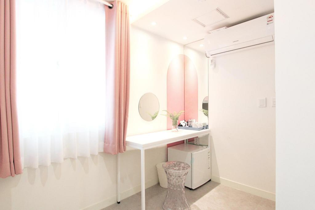 Фото Orbit Cafe & Guesthouse - Hostel