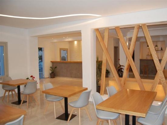 Фото Kalisperis Hotel