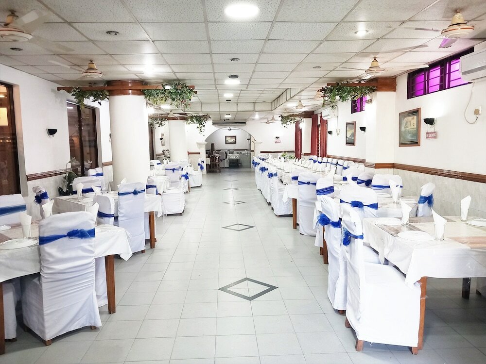 Фото Hotel Supreme