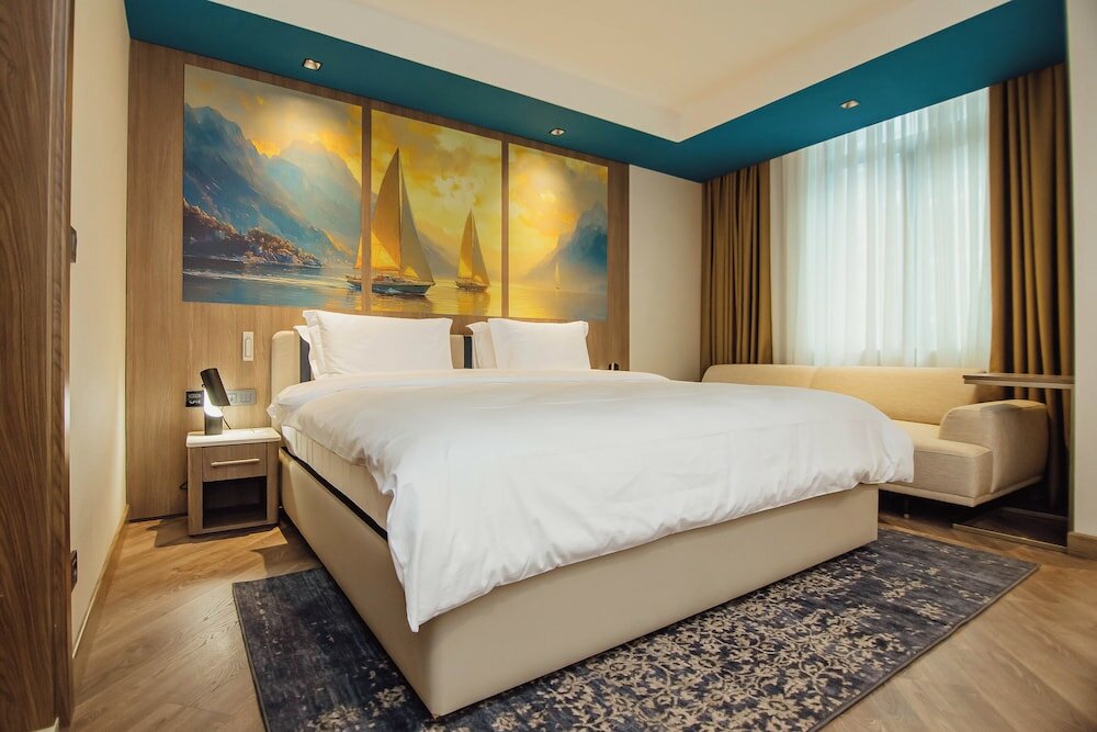 Фото La Quinta by Wyndham Batumi