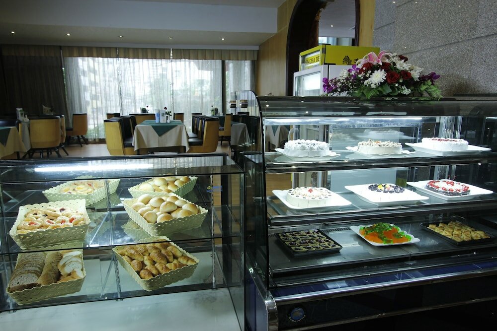 Фото Royal Benja Hotel