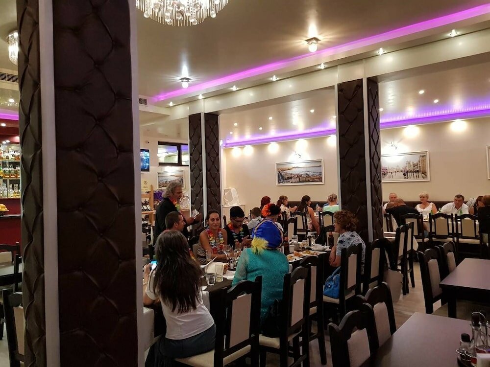 Фото Aris Hotel Sofia
