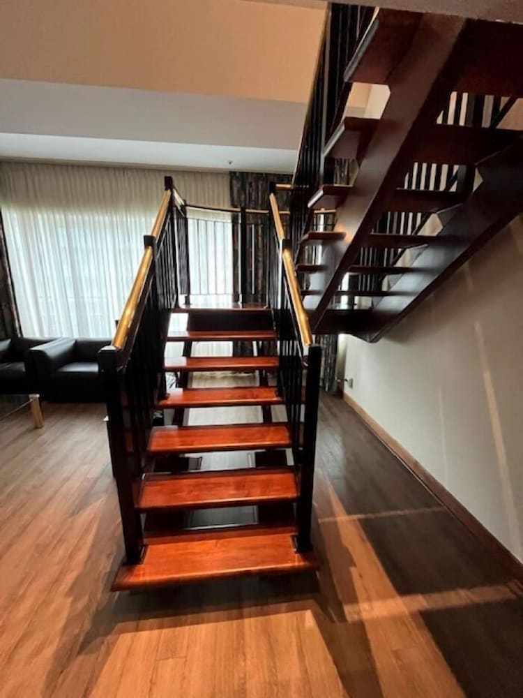 Фото Cambridge Suites Toronto
