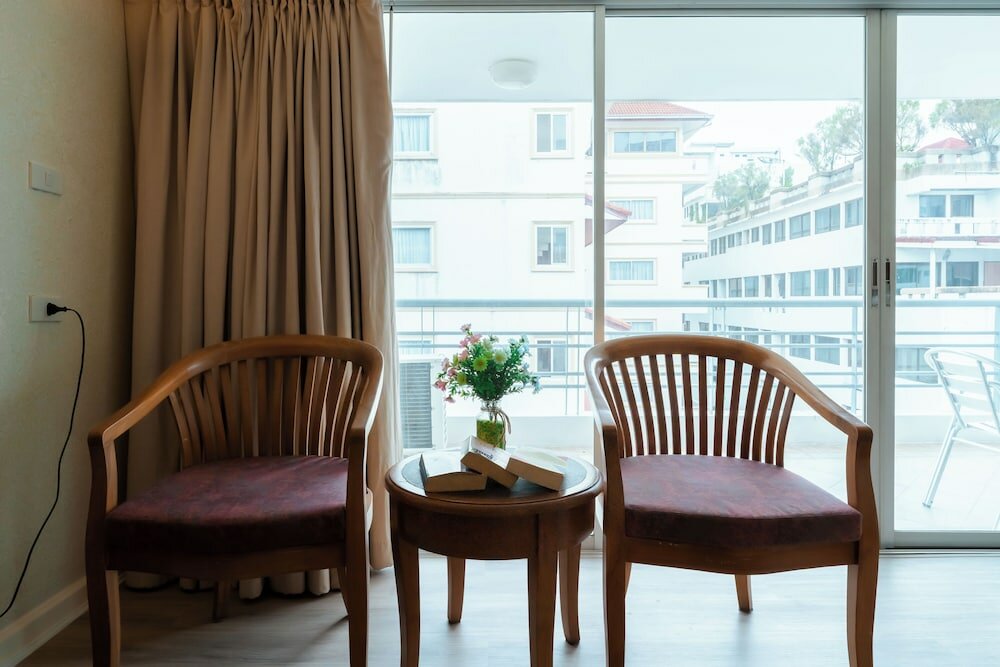 Фото Sandy Spring Hotel