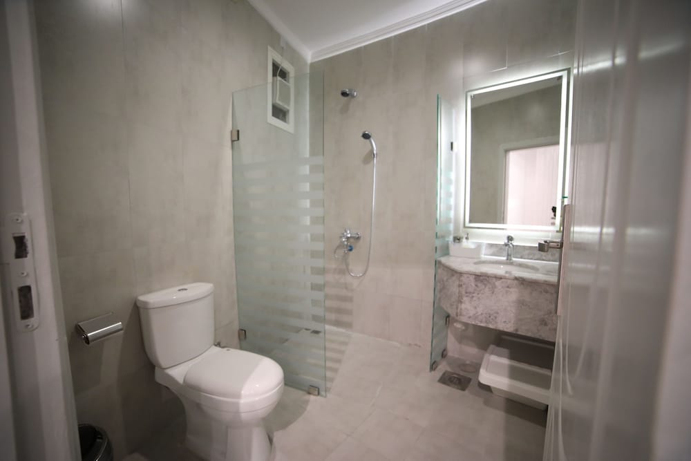 Фото Wahaj Boulevard Hotel