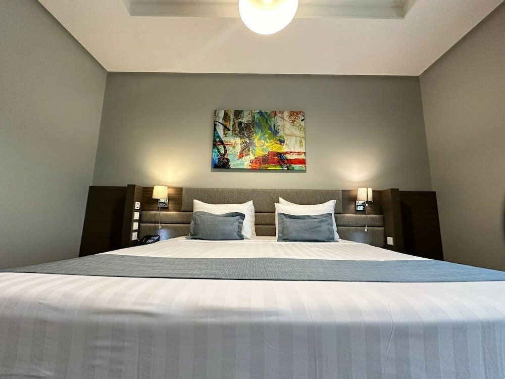 Фото Loren Suites Corniche