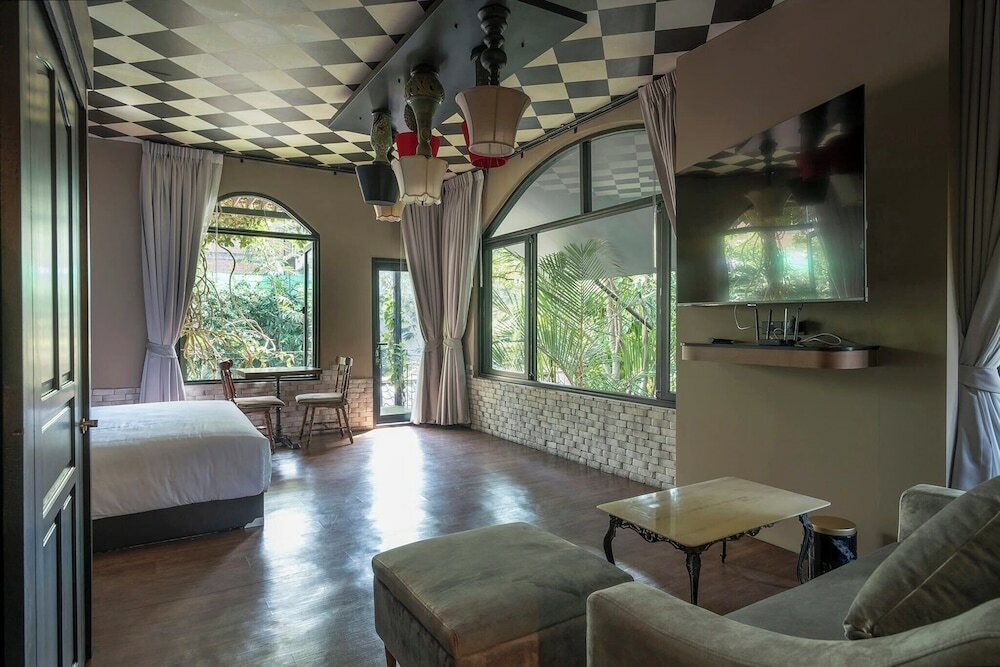 Фото Bangkok Oasis Hotel