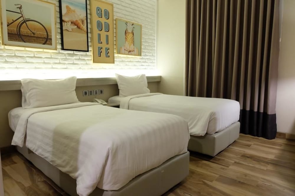 Фото Expressia Hotel Makassar