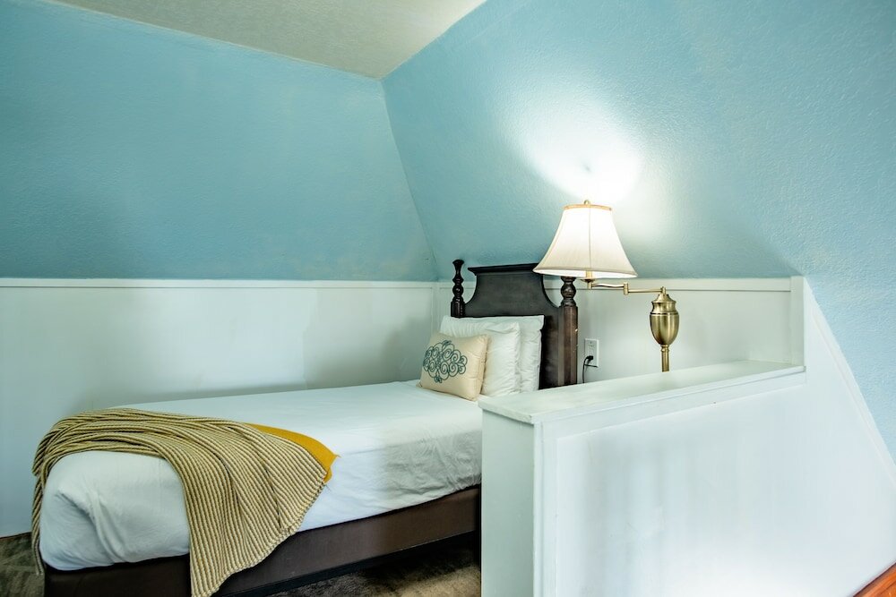 Фото The Gilbert Inn