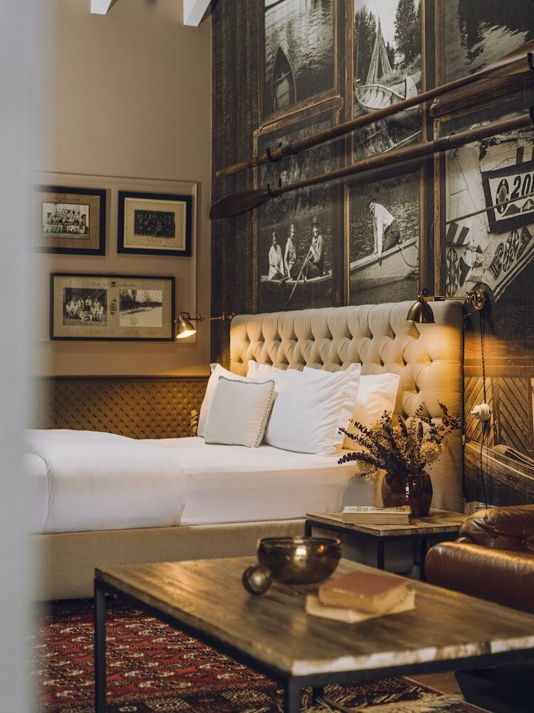 Фото Aethos Milan