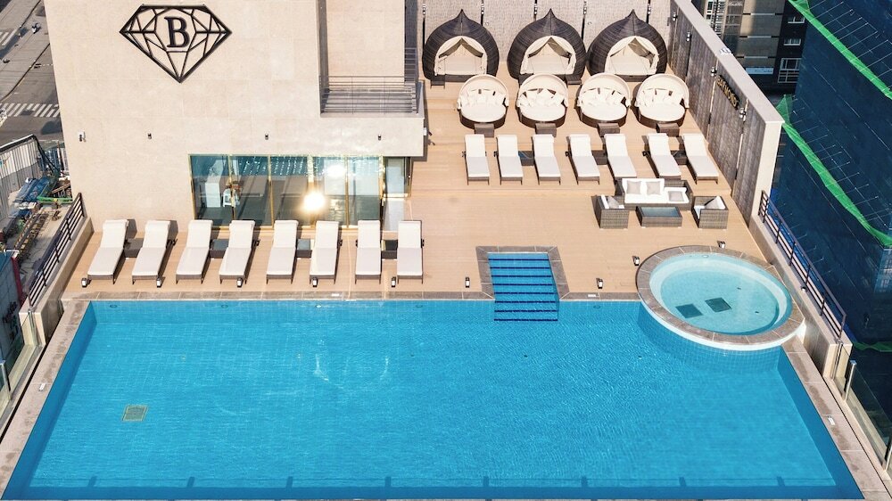 Фото Baymond Hotel