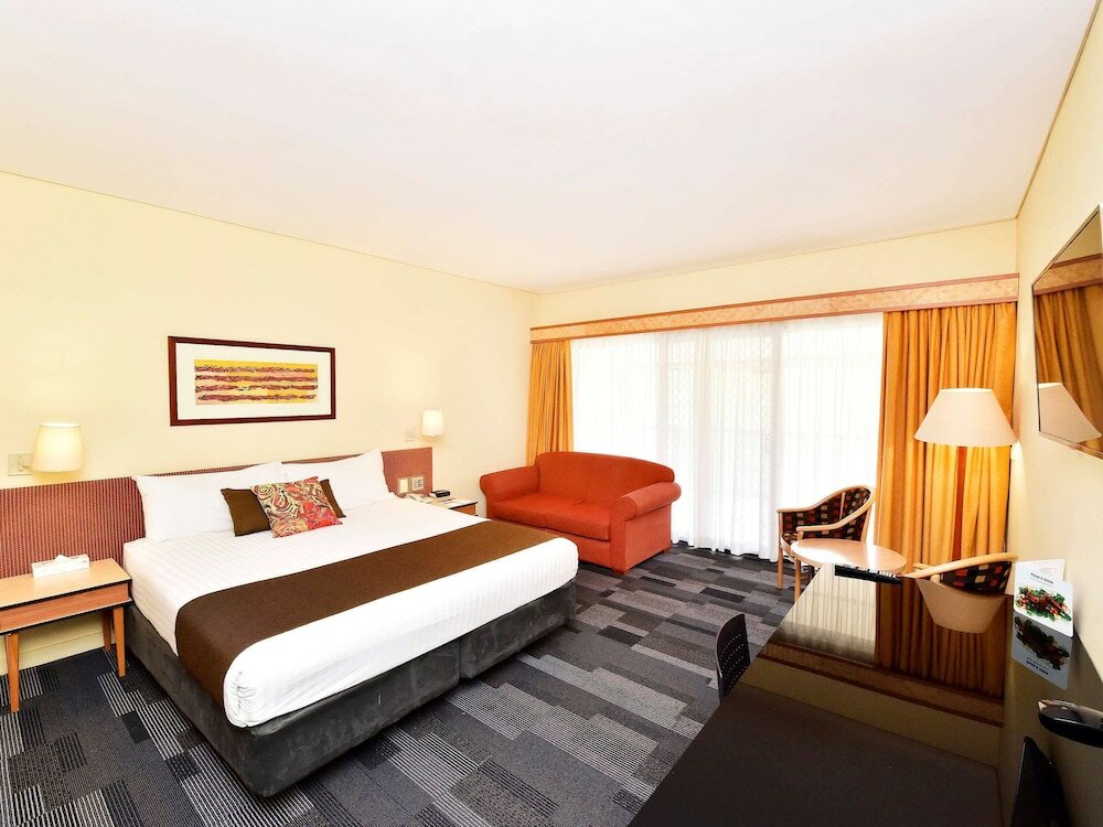 Фото Mercure Alice Springs Resort