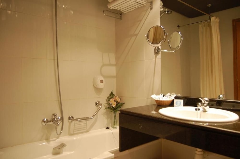 Фото Sercotel Felipe IV