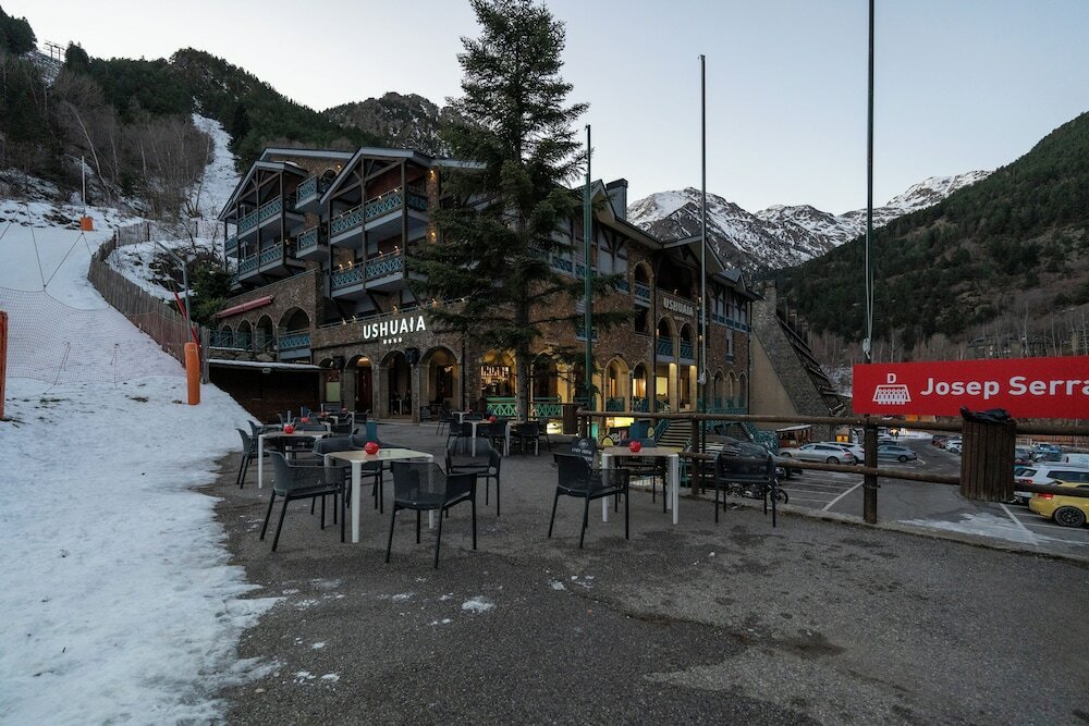 Фото Ushuaia Mountain Hotel