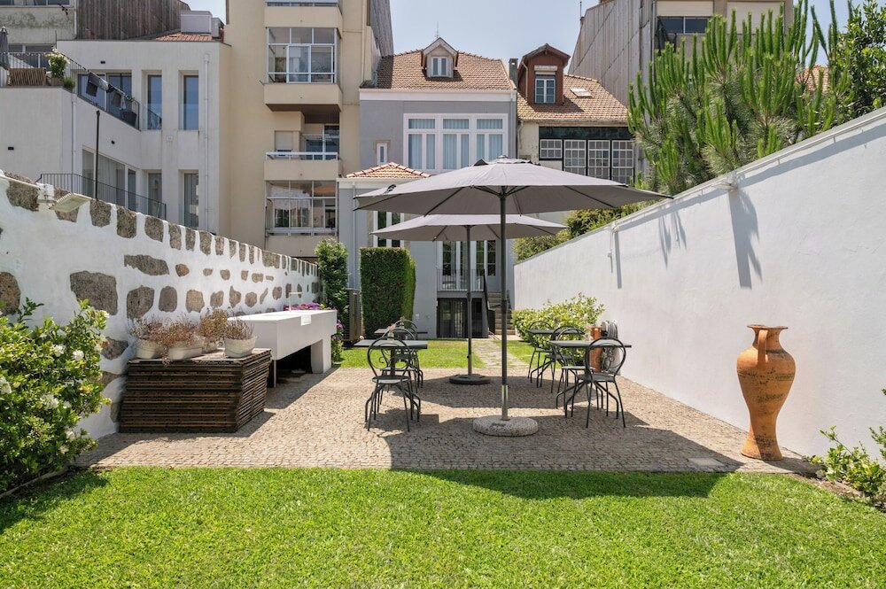 Фото Charming House Cedofeita