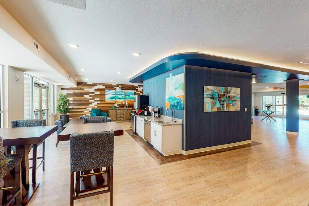 Фото Waterwalk Raleigh Rtp