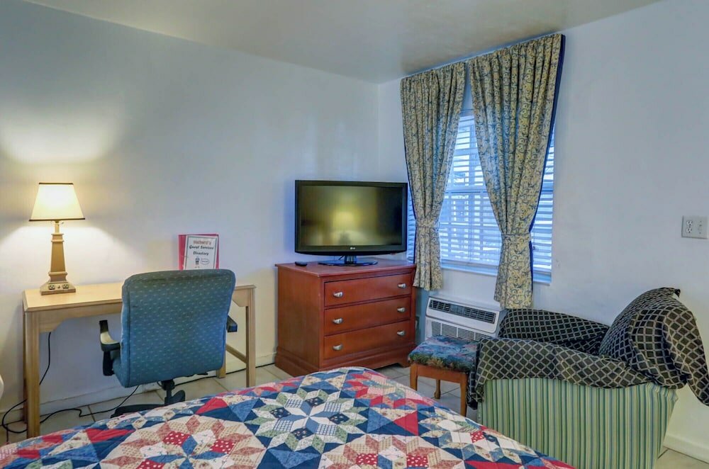 Фото Richard's Motel Extended Stay