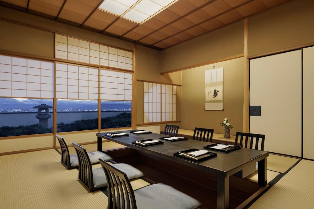 Фото Nagoya Marriott Associa Hotel