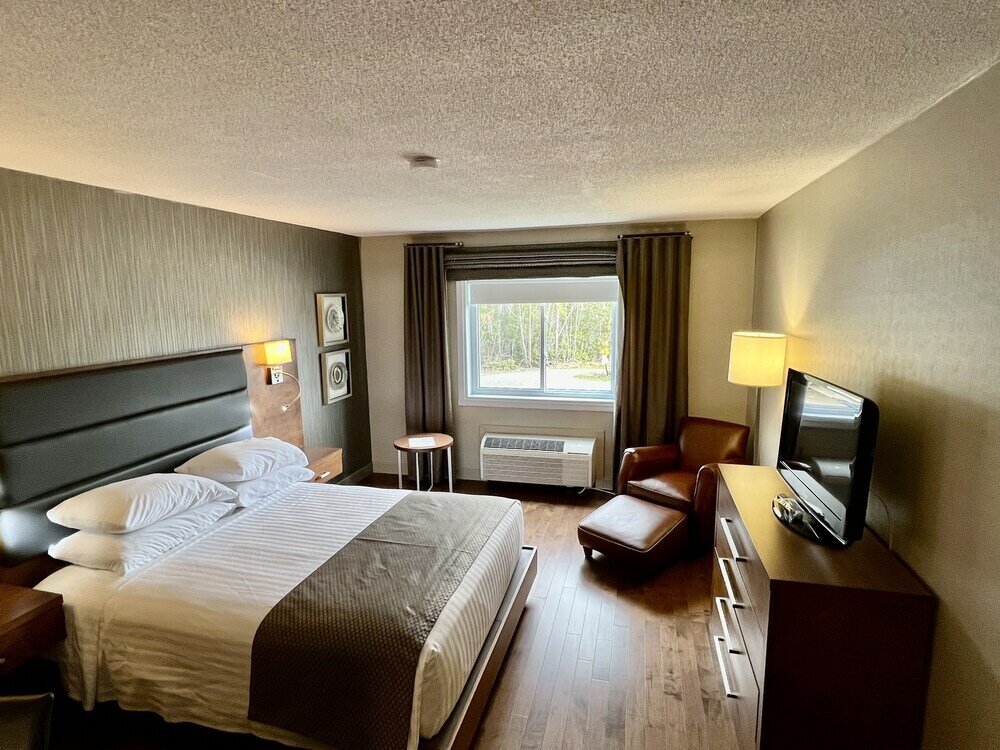Фото Atlantic Host Hotel