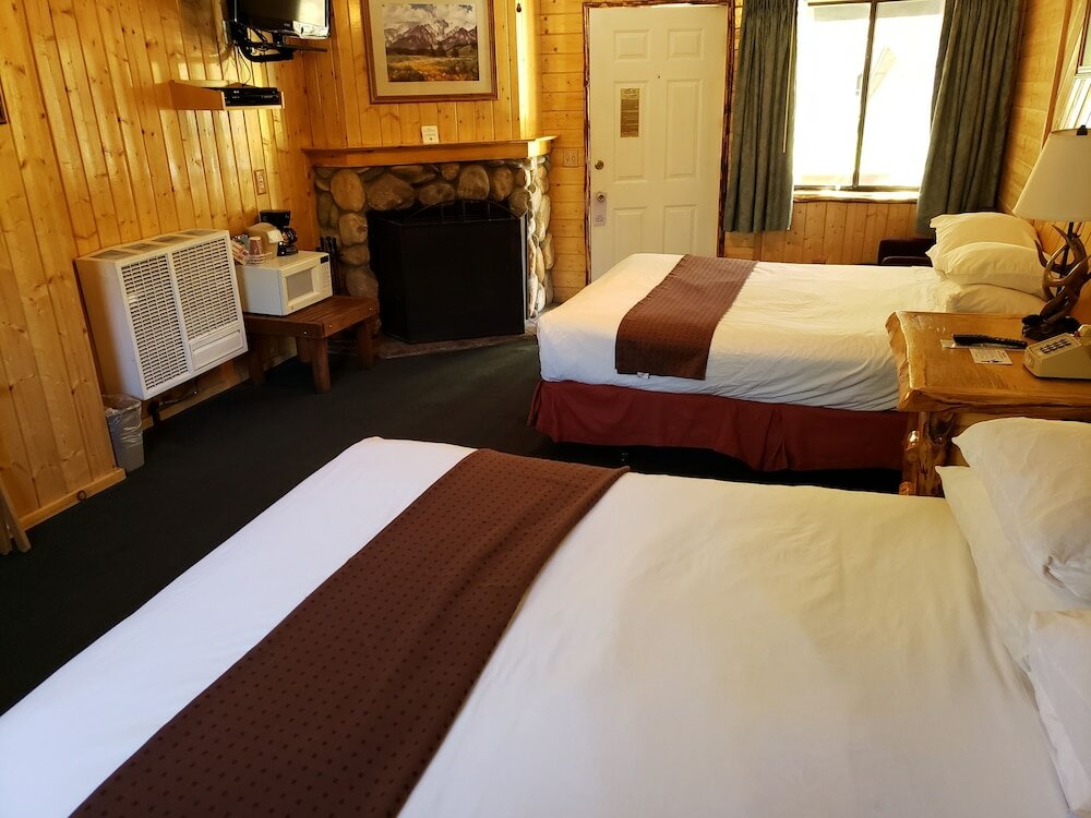 Фото Big Bear Frontier