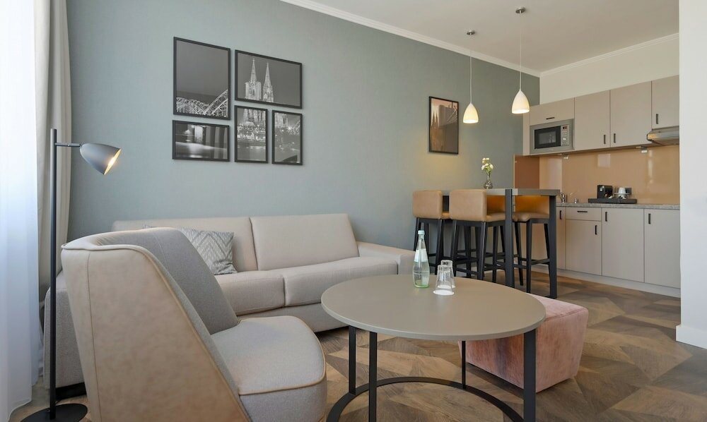 Фото Mercure Hotel Koeln Belfortstrasse