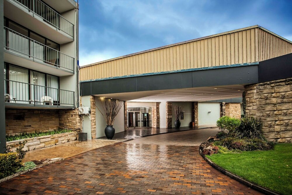 Фото отеля 2