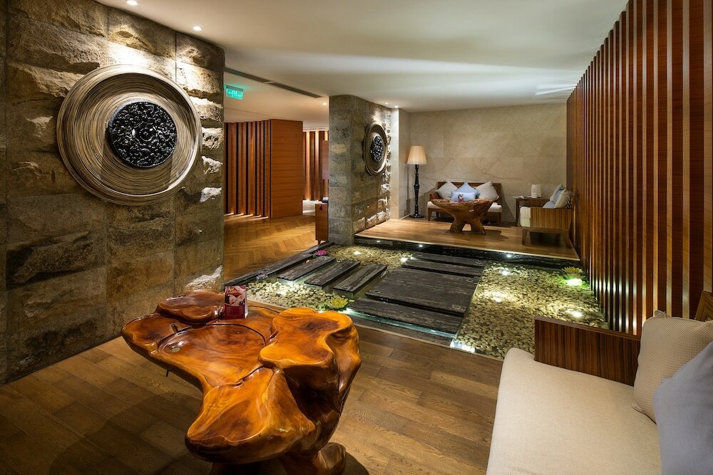 Фото Crowne Plaza Sanya City Center, an Ihg Hotel