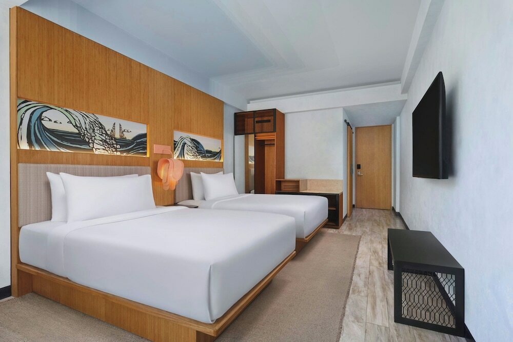 Фото Aloft Bali Seminyak