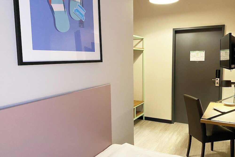 Фото Novum Hotel Kronprinz Hamburg