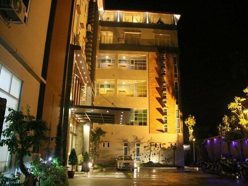 Гостиница Golden Guest Hotel Dawei в Тавое