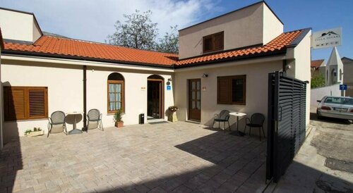 Гостиница Villa Divani в Мостаре