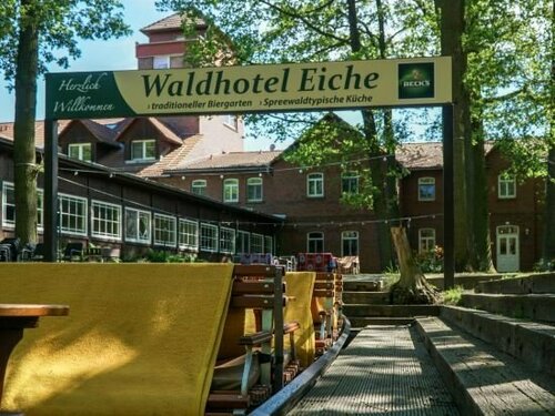 Гостиница Waldhotel Eiche в Финстервальде