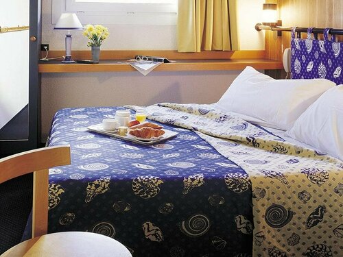 Гостиница Stars Paris Arcueil в Л'Э-ле-Розе