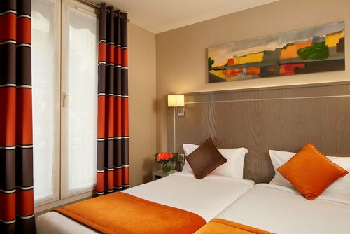 Гостиница Beaugrenelle Saint-Charles Tour Eiffel в Париже