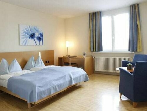 Гостиница Hotel Banana City Winterthur в Винтертуре