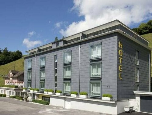Гостиница Hotel und Restaurant Frohsinn в Кантоне Швиц