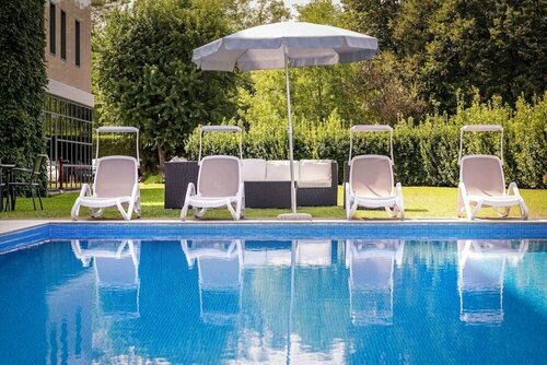 Гостиница Best Western Hotel Cavalieri Della Corona в Галларате