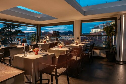 Twenty One Hotel