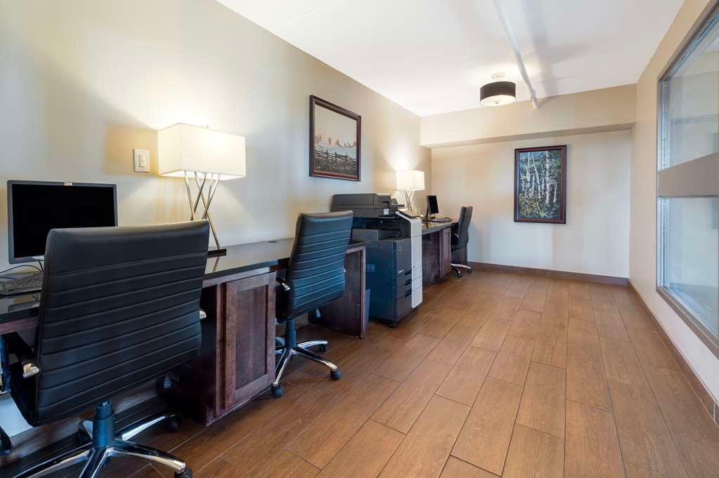 Фото Best Western Pembroke Inn & Conference Centre