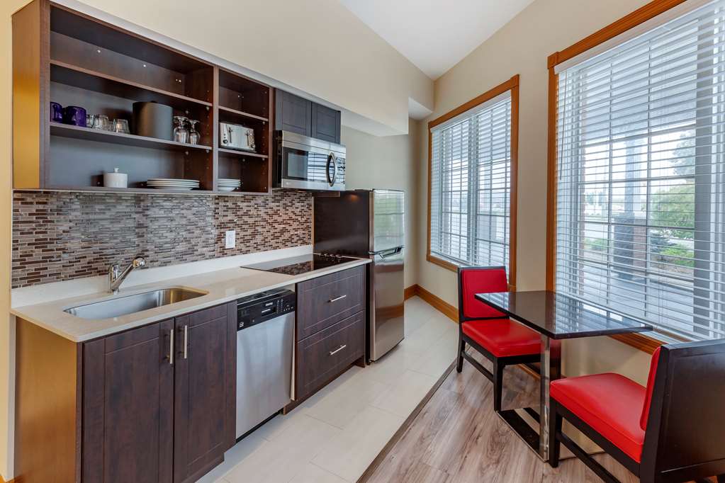 Фото SureStay Plus Hotel by Best Western Kincardine