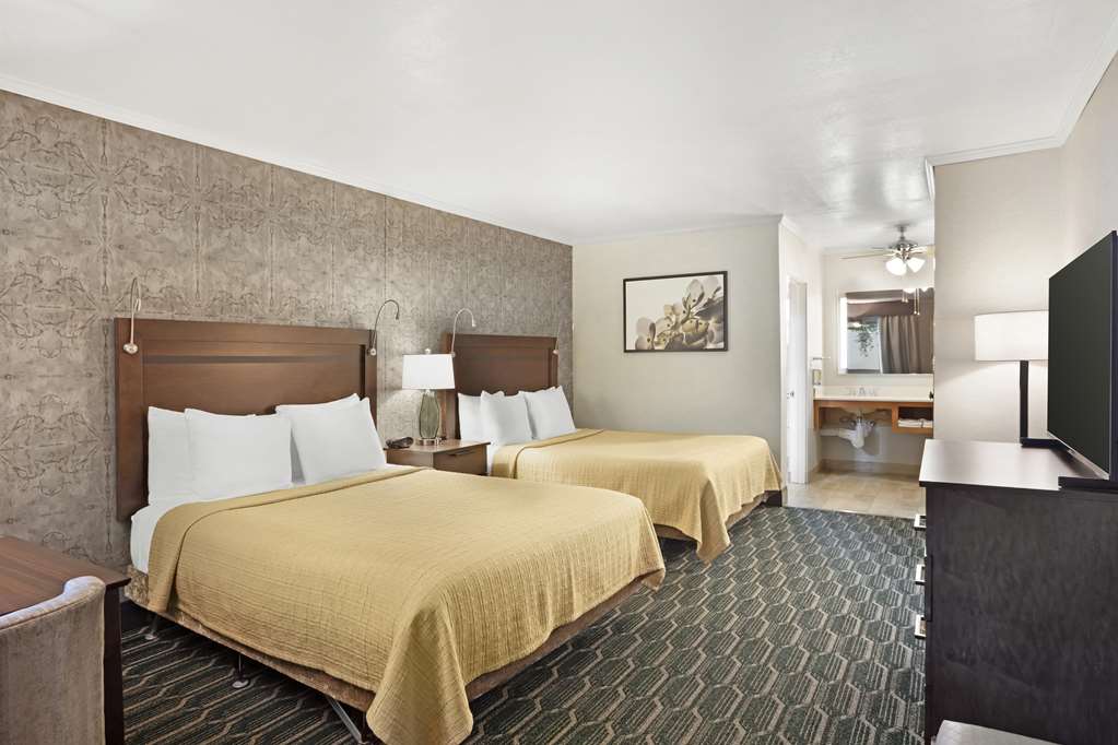 Фото Best Western Plus Black Oak