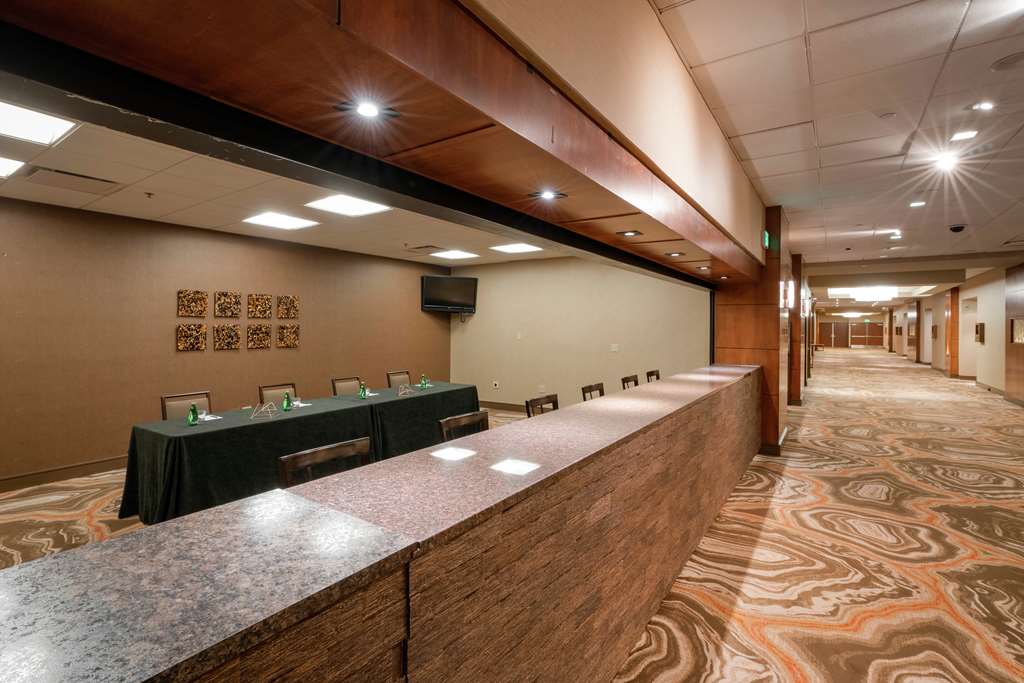 Фото Hilton Denver City Center