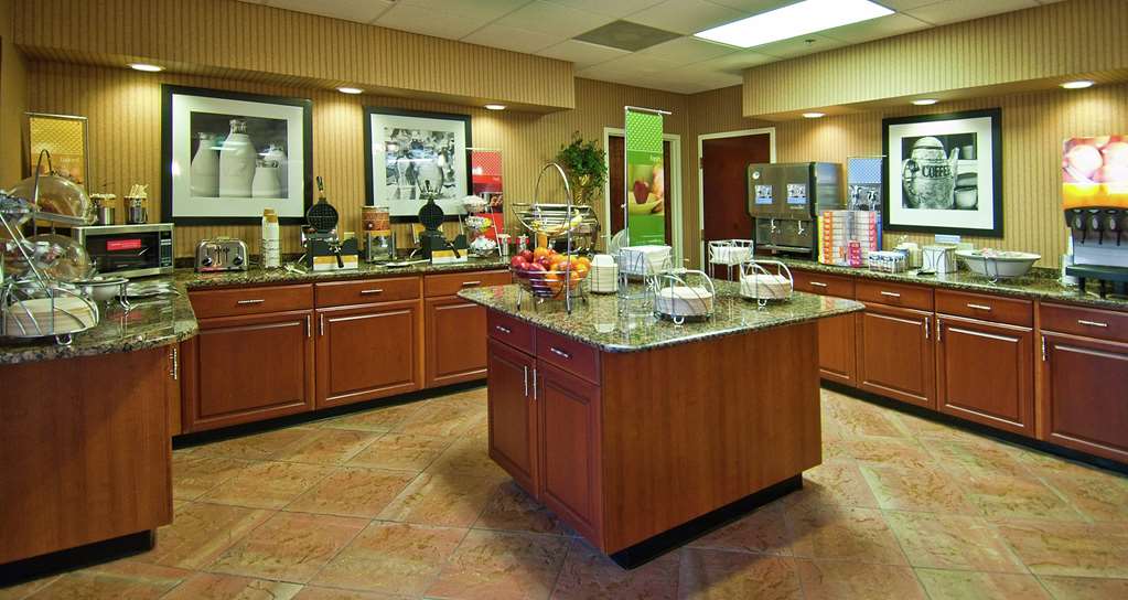 Фото Hampton Inn Oklahoma City-Northwest