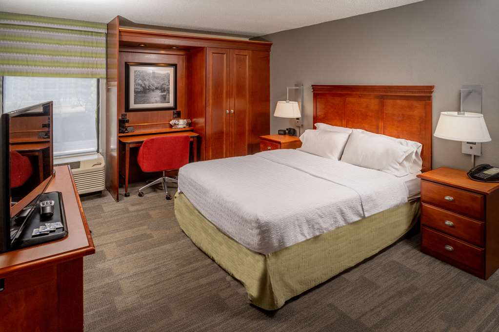 Фото Hampton Inn Charleston-Downtown