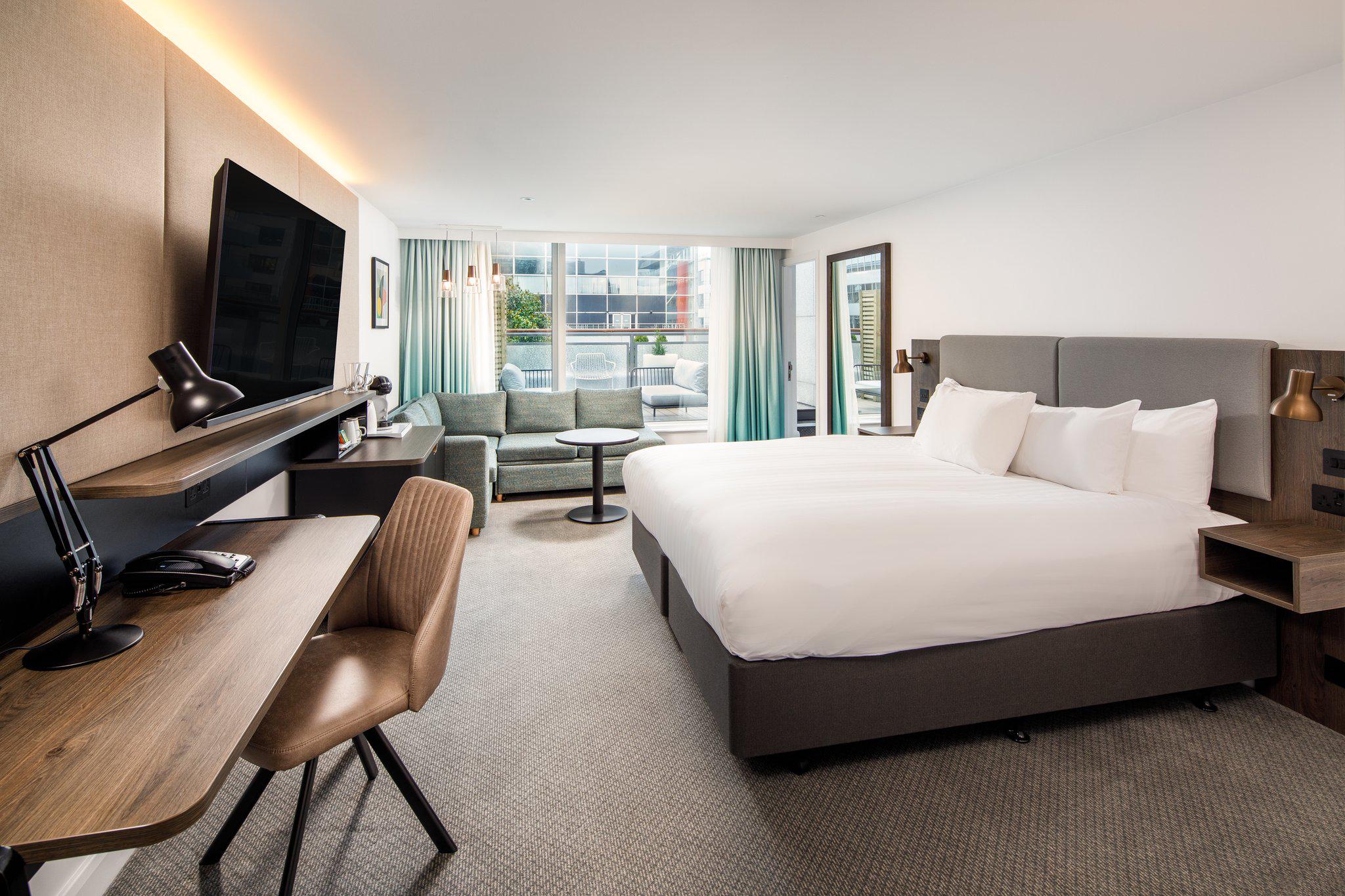 Фото Holiday Inn Milton Keynes - Central, an Ihg Hotel