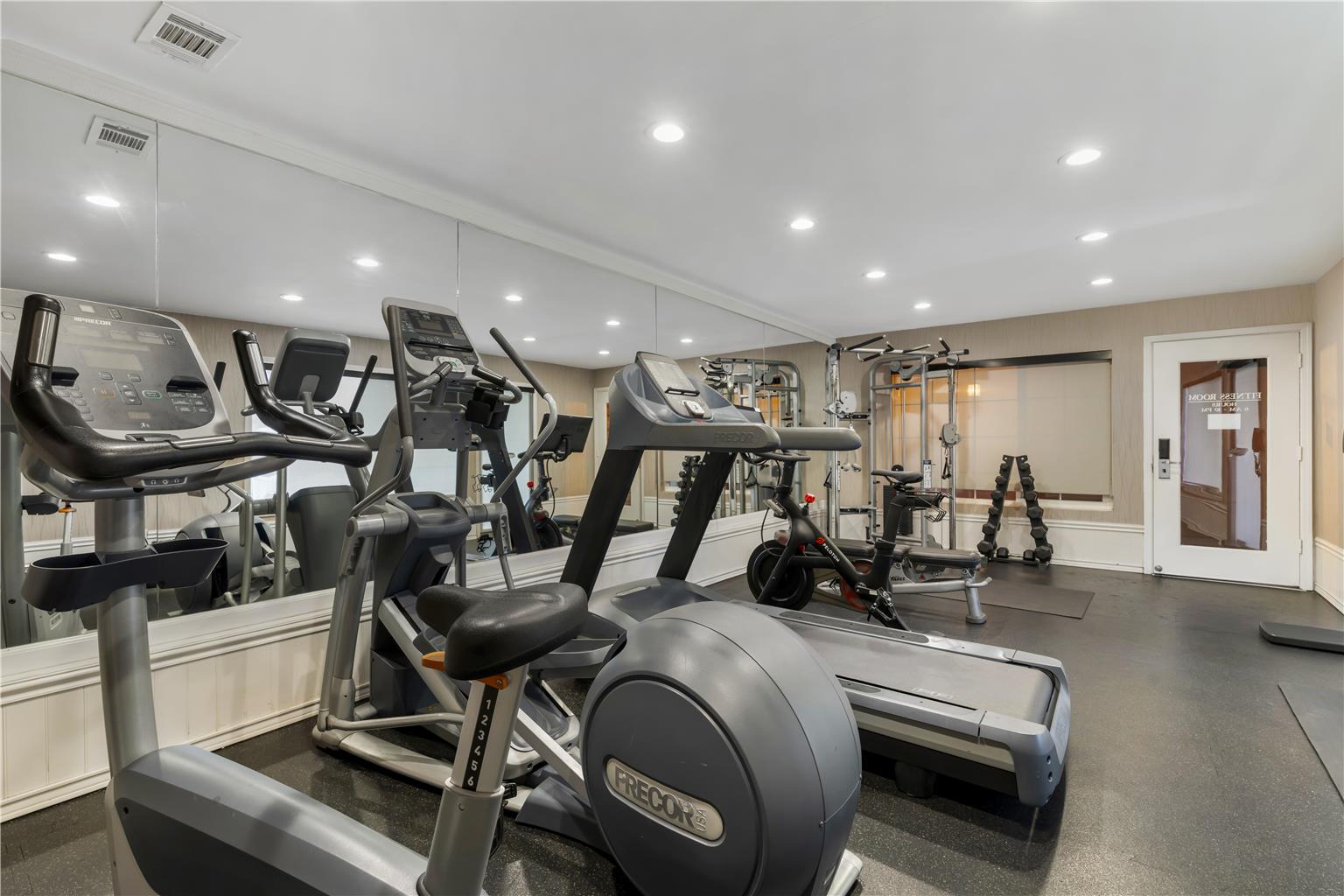 Фото Best Western Plus Carriage Inn