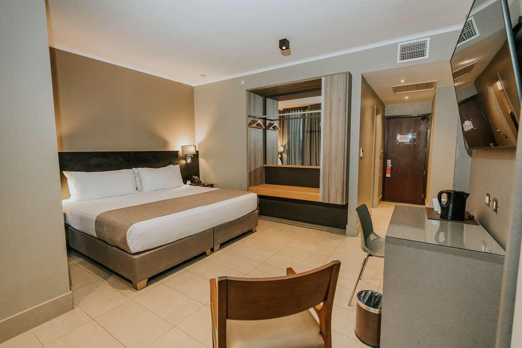 Фото Best Western Ferrat