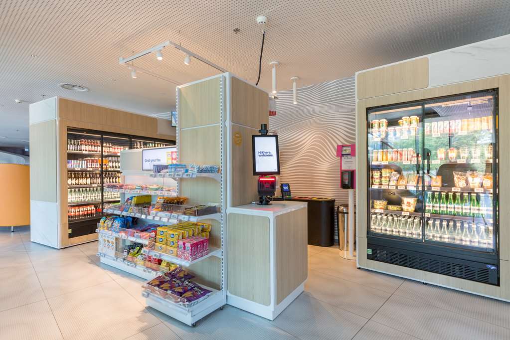 Фото Park Inn by Radisson Amsterdam City West