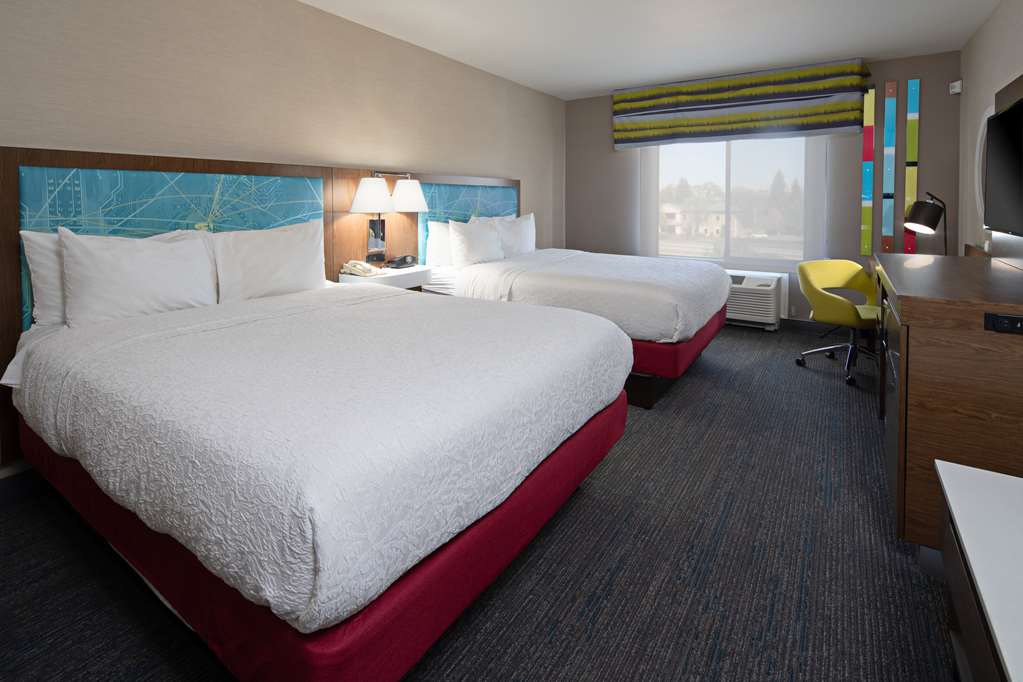 Фото Hampton Inn Visalia