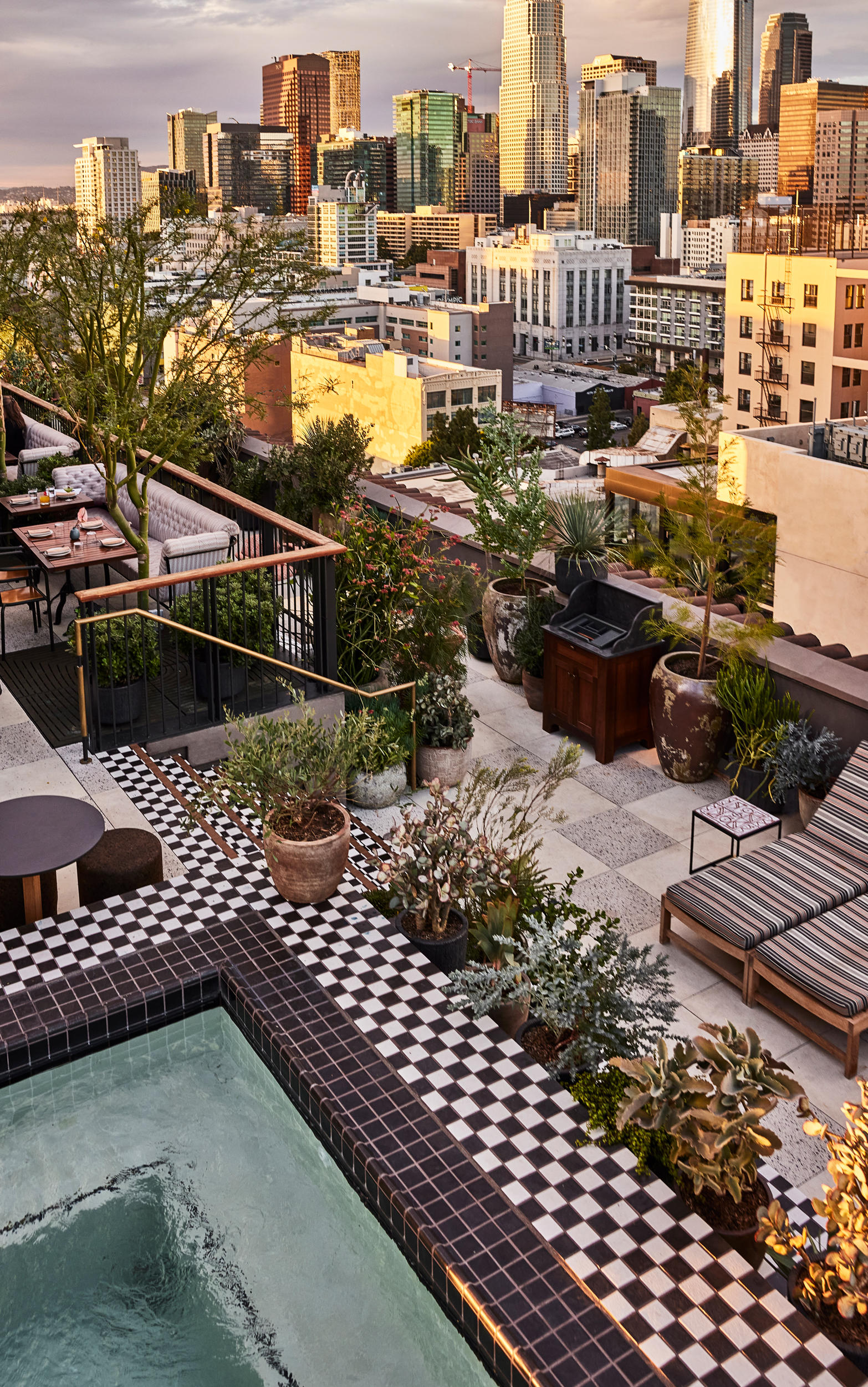 Фото Downtown Los Angeles Proper Hotel, a Member of Design Hotels